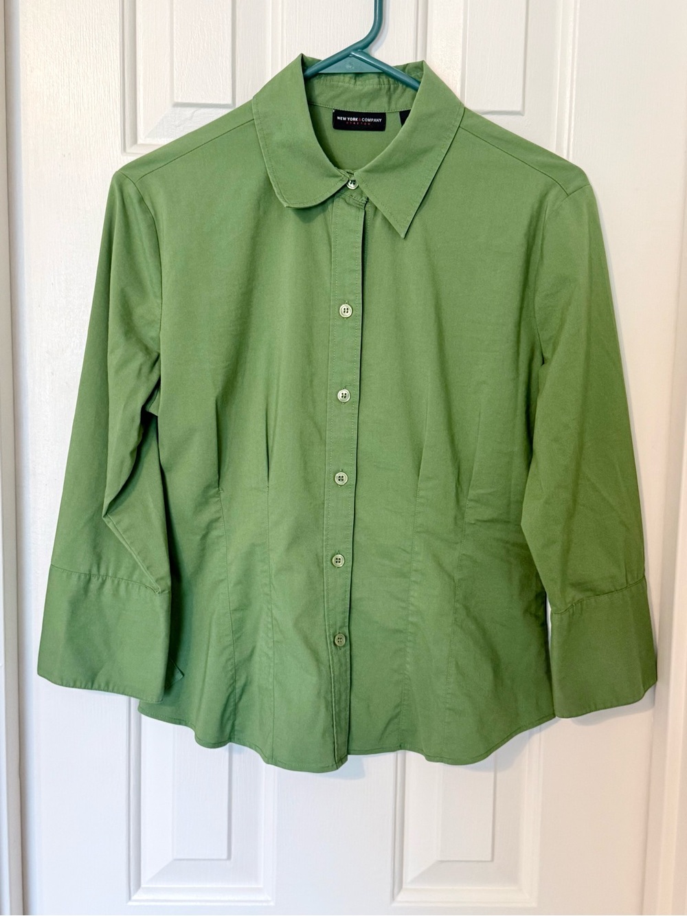 New York & Company Olive Green Button-Front Shirt